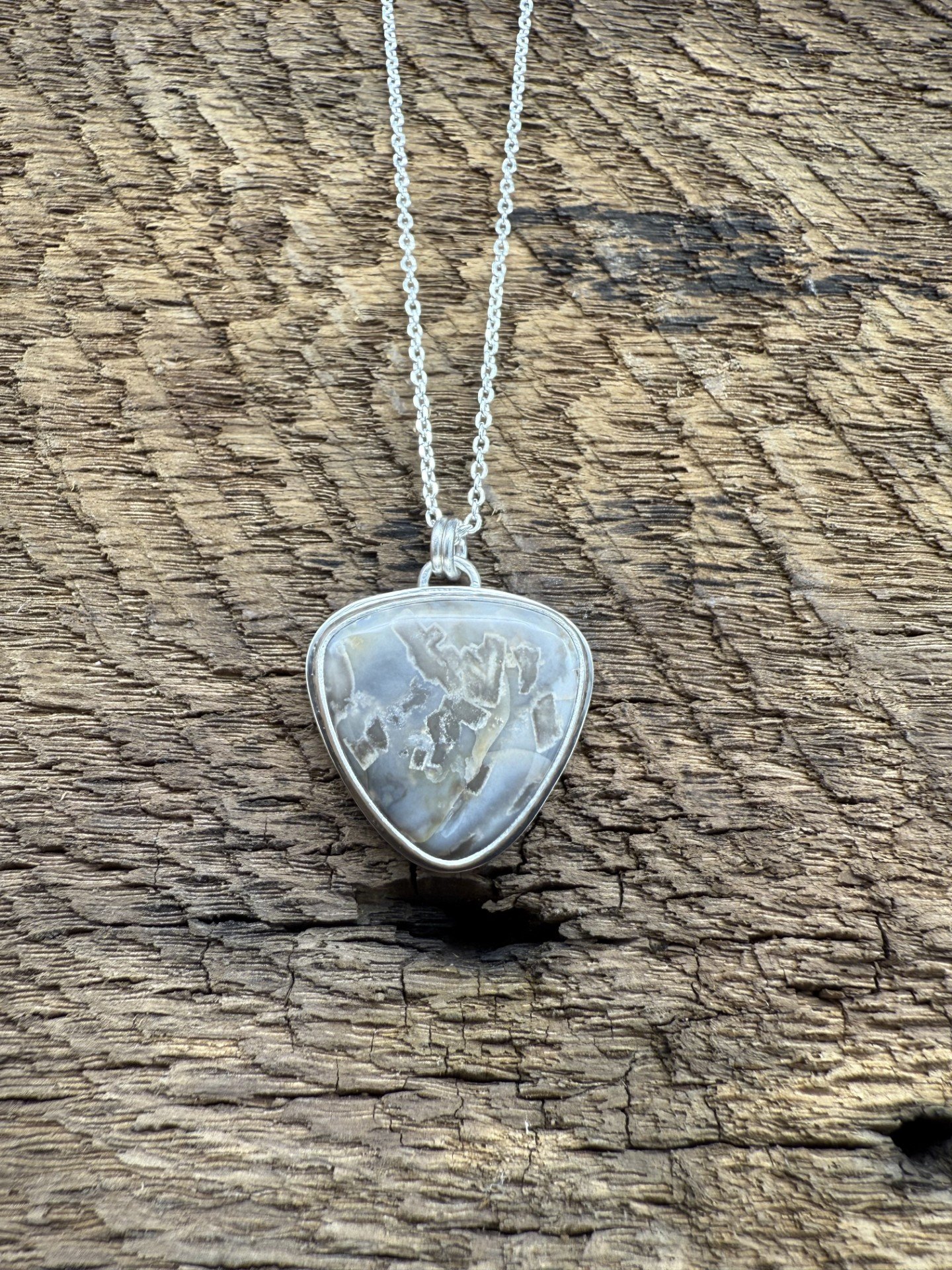 Pier Cove Agate Necklace