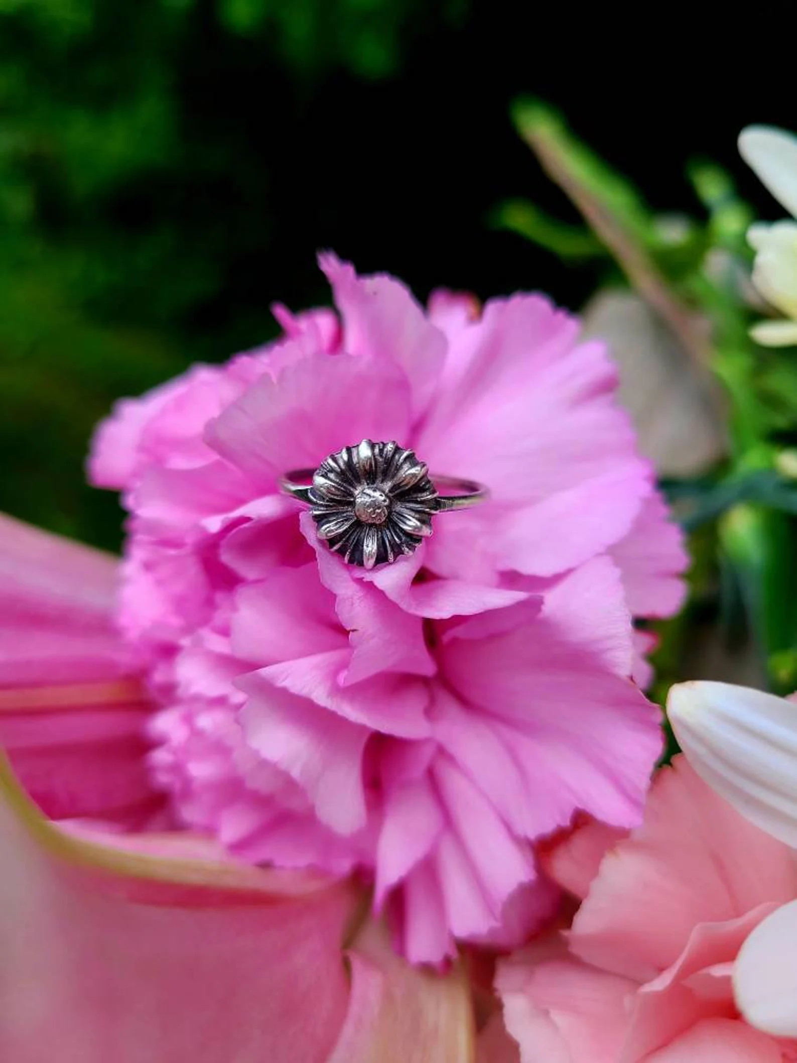 Daisy Silver Flower Handmade Ring - Size 6.25