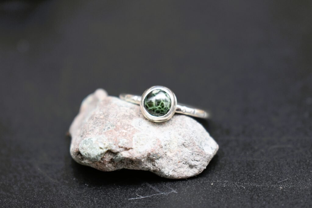 Michigan Isle Royale Greenstone Size 6 Sterling Silver Ring