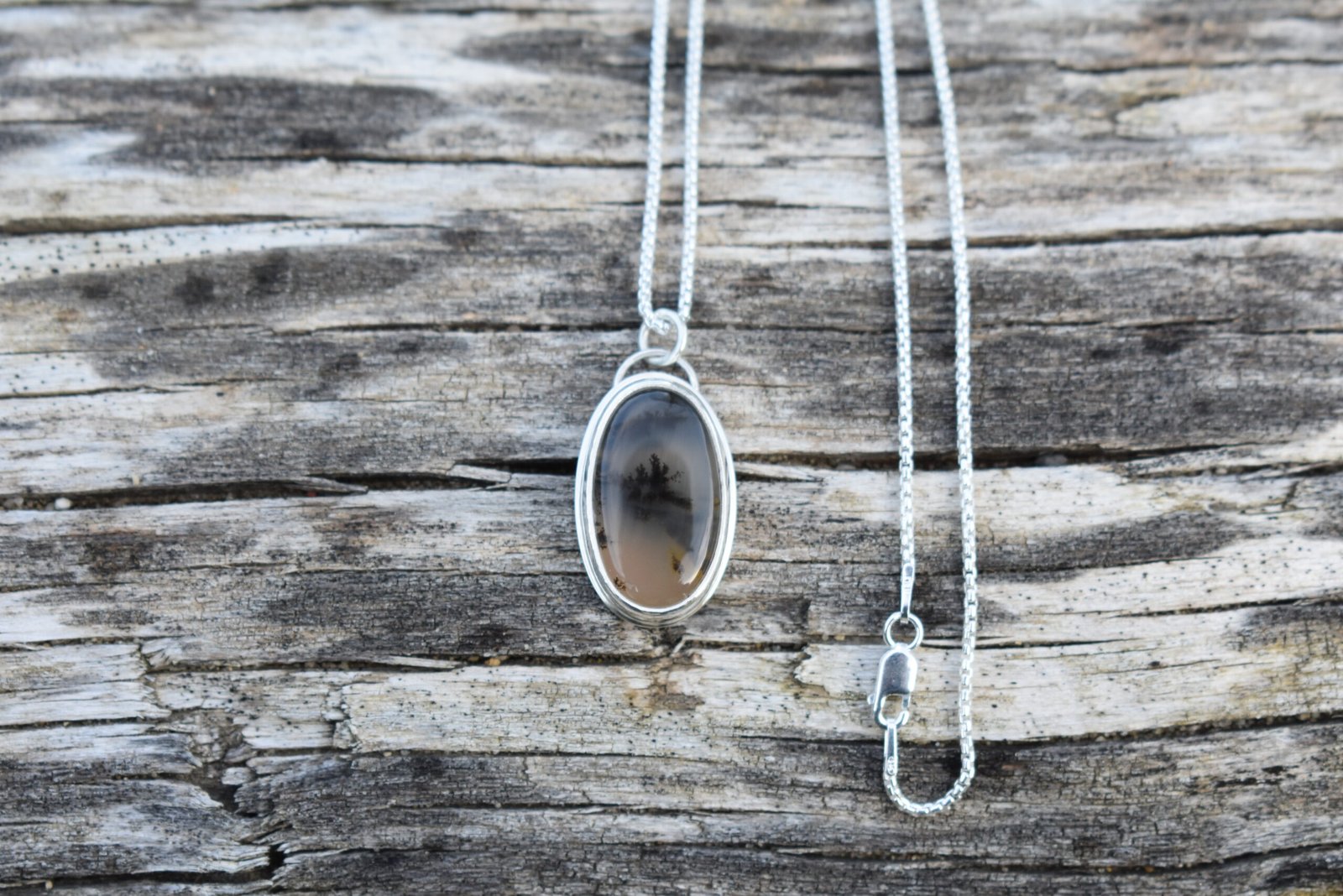 Oval Montana Moss Agate Pendant set in Sterling Silver on a 20" Sterling Silver Round Box Chain